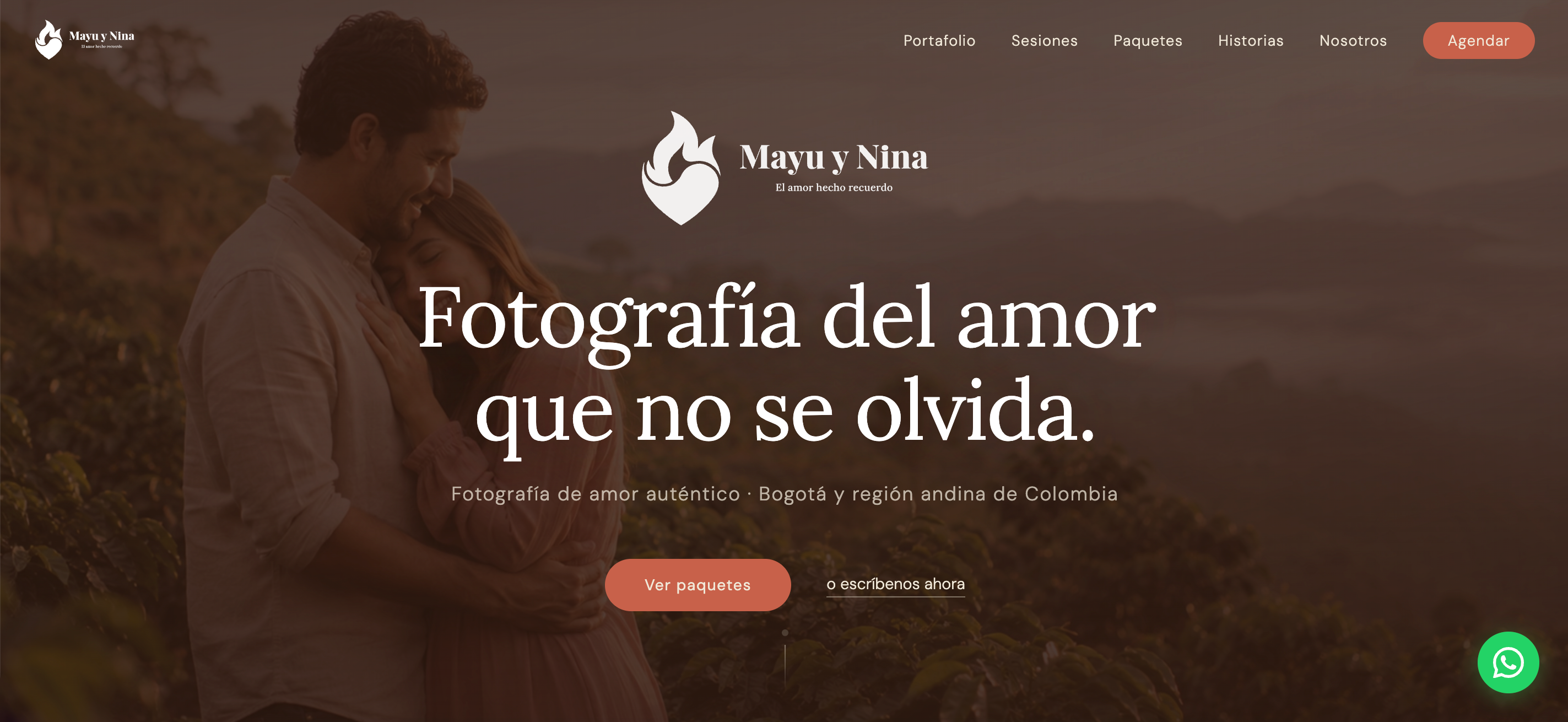 Sitio web de Mayu y Nina Fotografía — hero con pareja en paisaje andino
